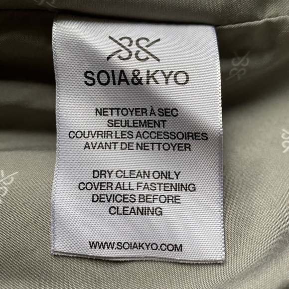 Soia & Kyo Black Coat with Zip Front & Double Collar Women’s Medium - Picture 7 of 8